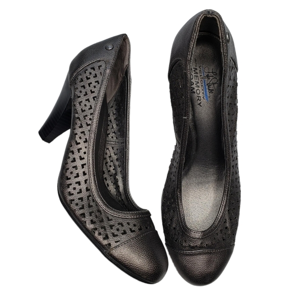 Life Stride | Metallic Pewter Almond Toe Slip On Memory Foam Flex Pumps Womens 8 - Picture 1 of 13